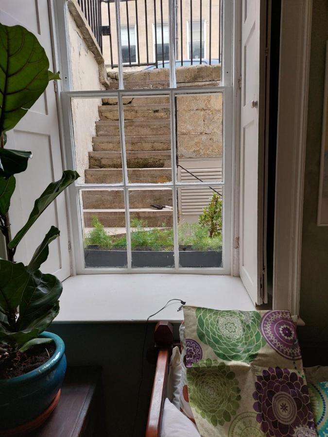 The Pickwick House 2 Bedroom Free Parking บาธ ภายนอก รูปภาพ